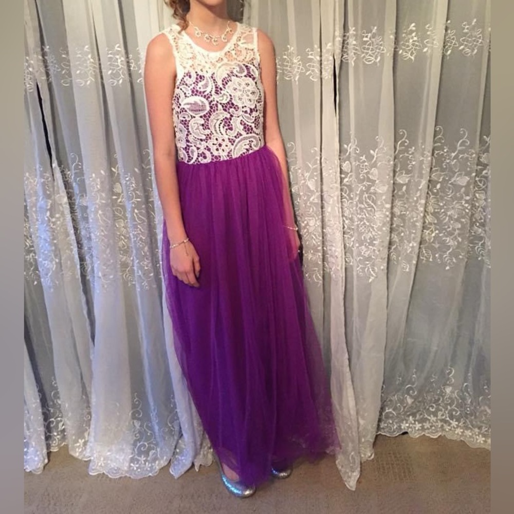Prom Dess - Picture 4 of 4